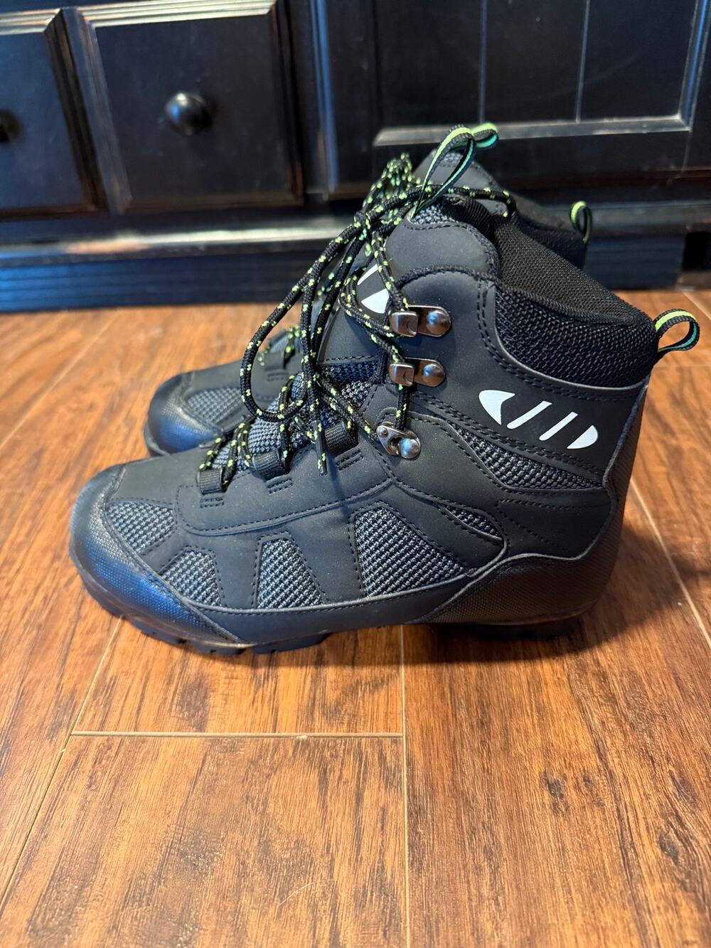 Whitewoods Junior 302 Nordic Cross Country XC Insulated Ski Boots - Size US 3.5Y